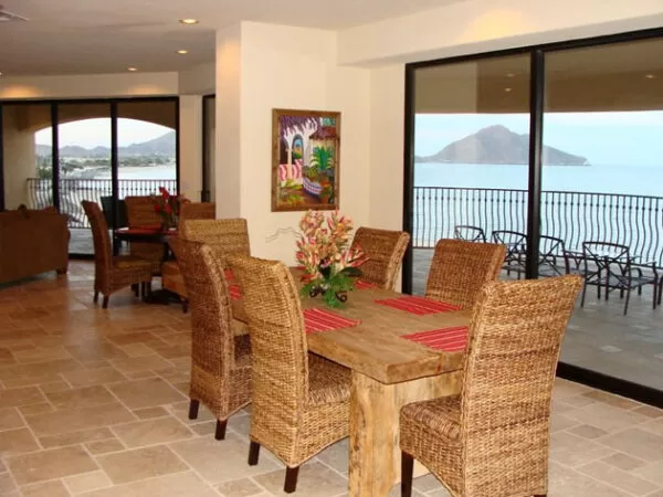  Hotel Paraiso Suite beachfront Resort 